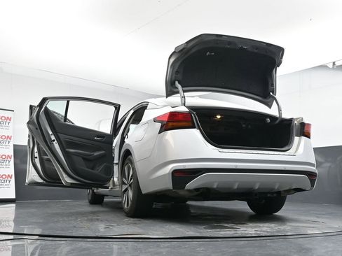 Used 2022 Nissan Altima 2.5 SV image 30