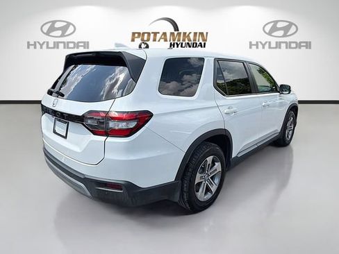 Used 2025 Honda Pilot EX-L image 5