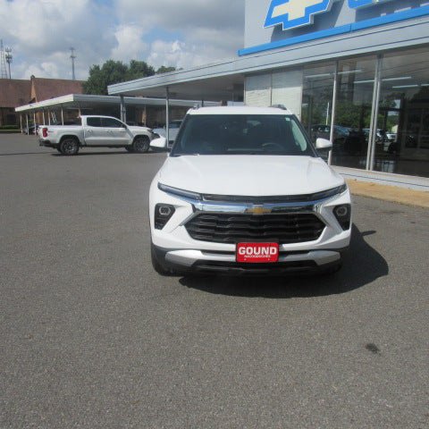 Used 2026 Chevrolet TrailBlazer LT FWD image 3