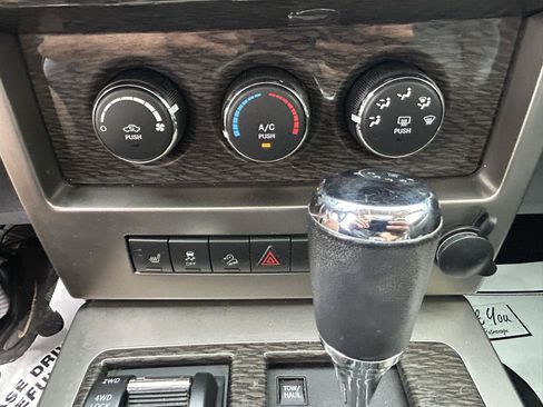 Used 2011 Jeep Liberty Limited Jet AWD/4WD image 24