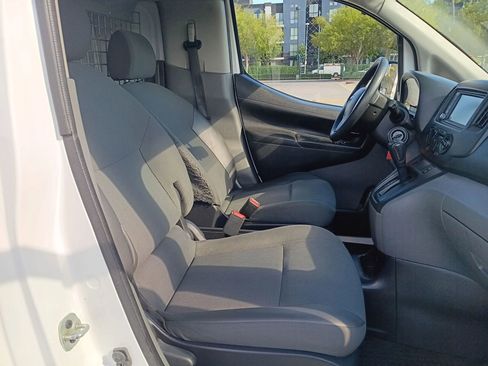 Used 2020 Nissan NV200 S w/ Back Door Glass Package image 16