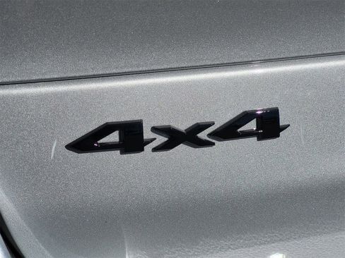 New 2025 Jeep Grand Cherokee L Limited image 8