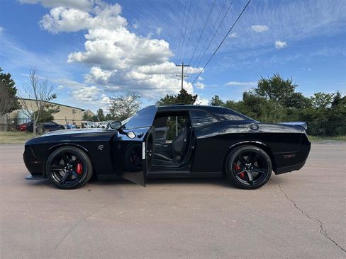Used 2021 Dodge Challenger SRT Hellcat w/ Plus Package image 14