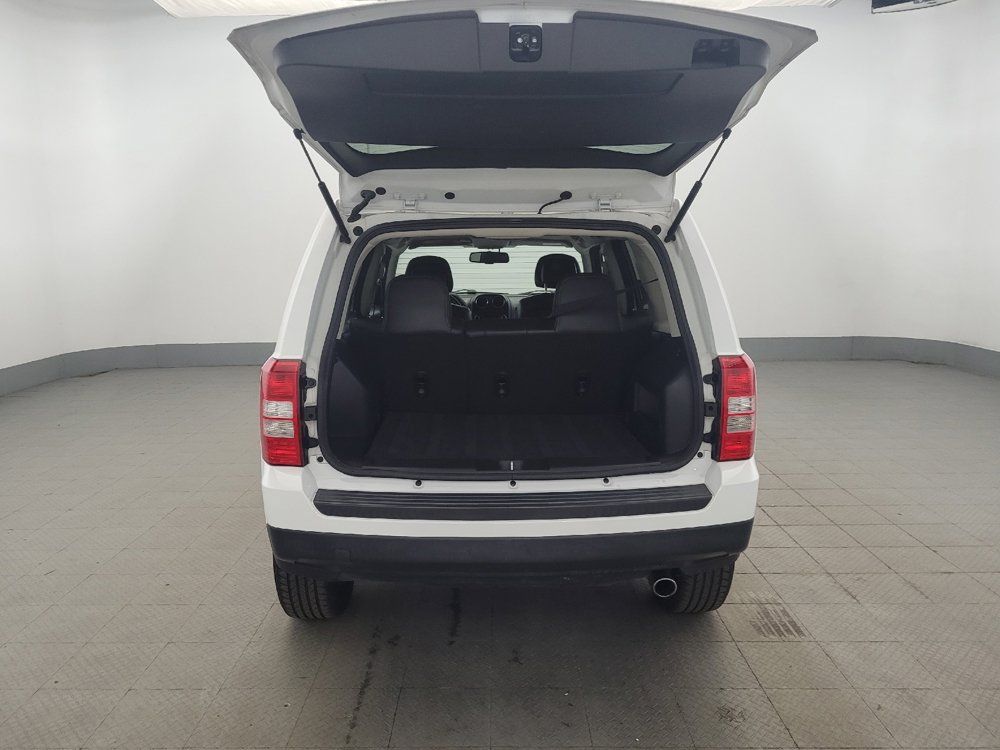 Used 2017 Jeep Patriot High Altitude AWD/4WD image 29
