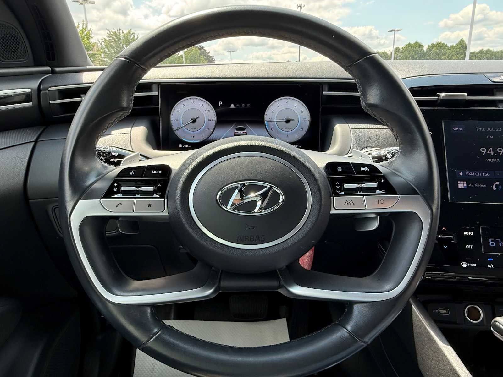 Used 2022 Hyundai Santa Cruz SEL Premium AWD/4WD image 23