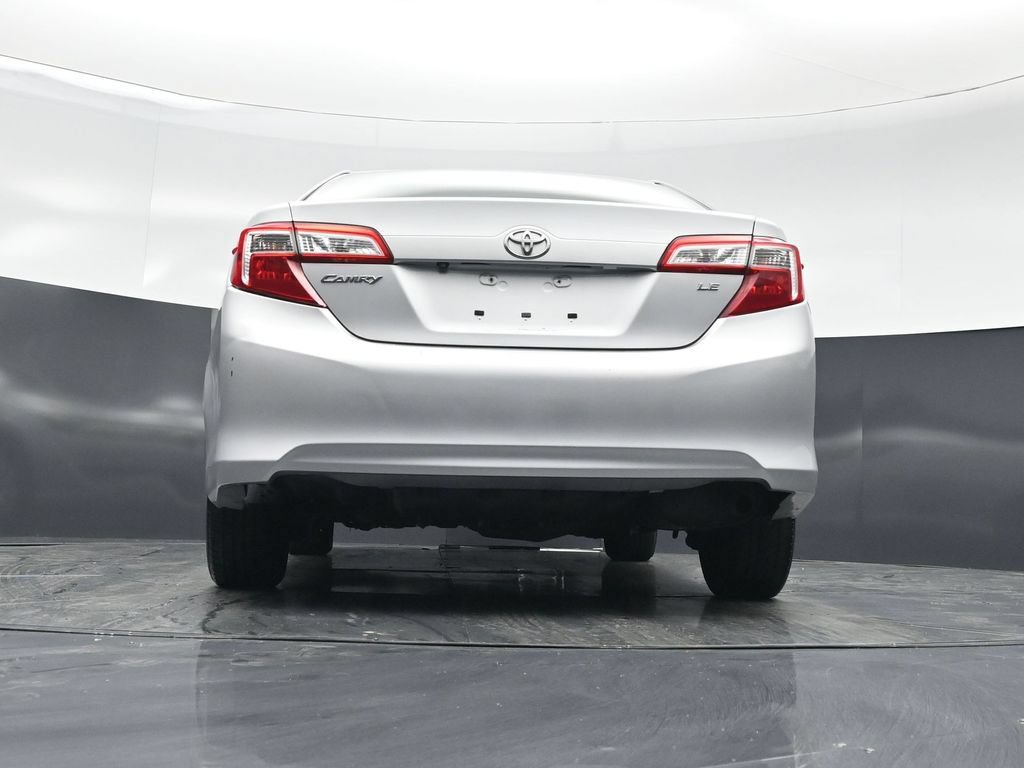 Used 2014 Toyota Camry LE FWD image 43
