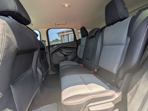 Used 2017 Ford Escape SE FWD image 27
