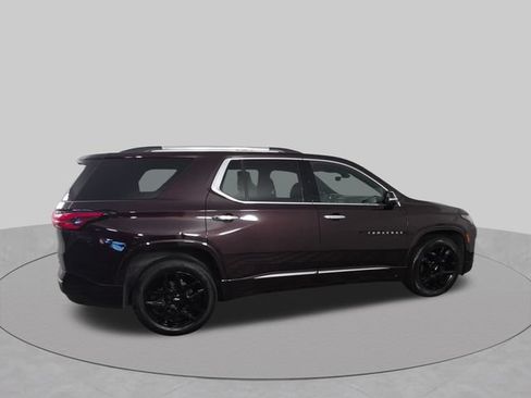 Used 2022 Chevrolet Traverse Premier w/ LPO, Floor Liner Package AWD/4WD image 11