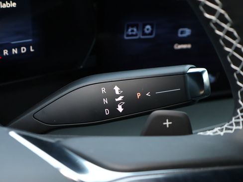 New 2026 Chevrolet Traverse LT w/ Midnight/Sport Edition FWD image 15
