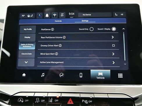 New 2026 Jeep Compass Limited AWD/4WD image 42