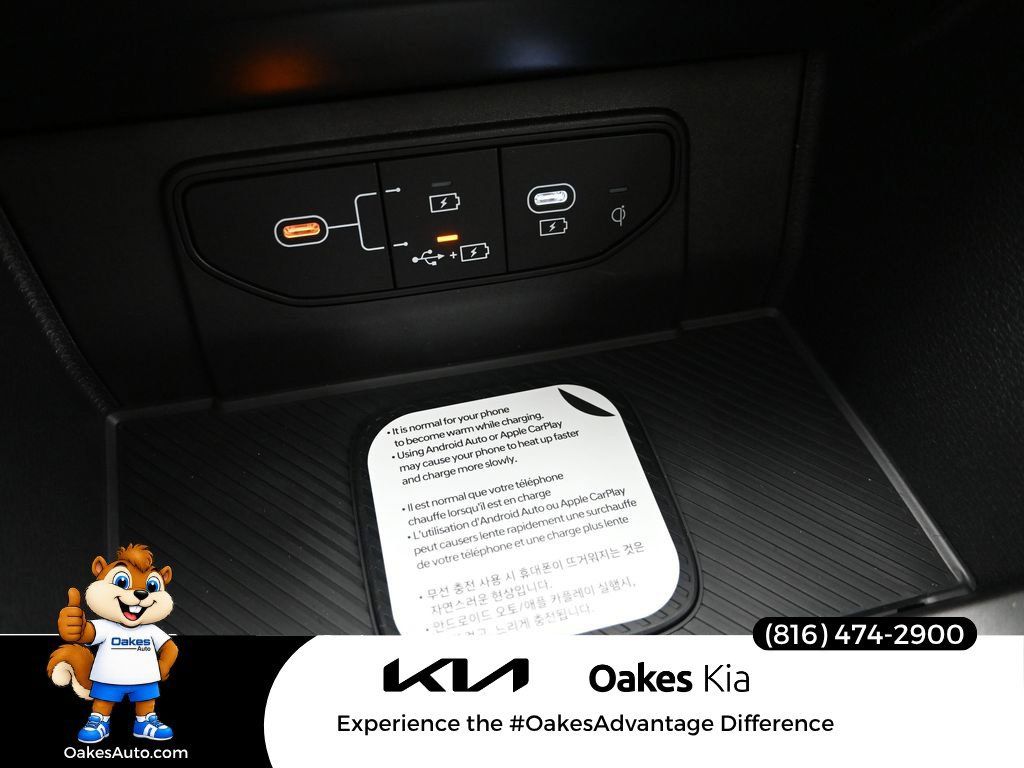 Certified 2026 Kia Sportage EX w/ EX Panorama Roof Package FWD image 21