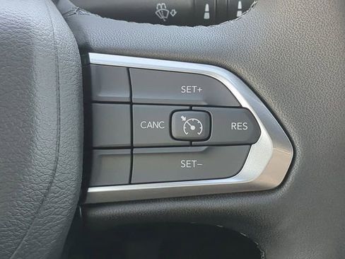 New 2026 Jeep Compass Latitude image 28