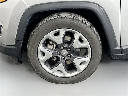 Used 2020 Jeep Compass Limited image 10