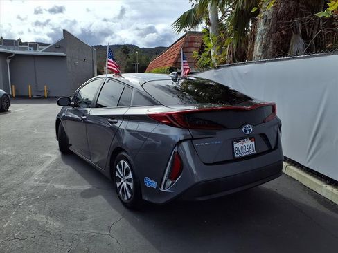 Used 2021 Toyota Prius Prime LE w/ Carpet Mat Package (TMS) image 5