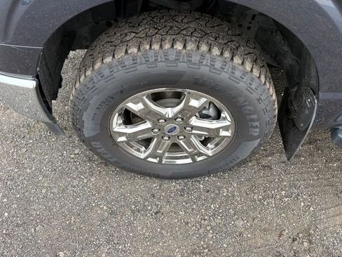 Used 2021 Ford F150 Lariat image 27