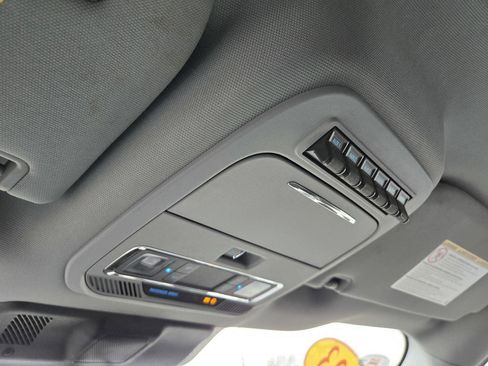 Used 2023 Ford F350 Lariat w/ Chrome Package image 15