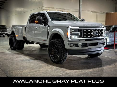 Used 2026 Ford F450 Platinum w/ Platinum Plus Package AWD/4WD image 3