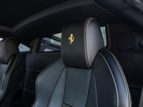 Used 2015 Ferrari 458 Italia Coupe RWD image 52