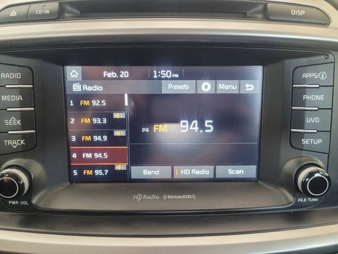 Used 2018 Kia Sorento LX image 25