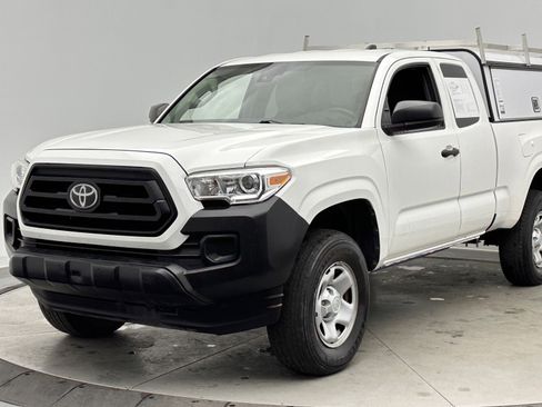 Used 2021 Toyota Tacoma SR image 8