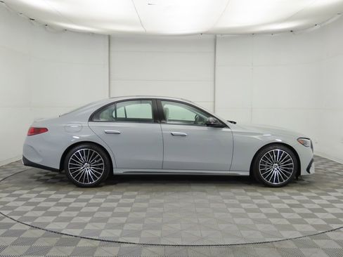 New 2026 Mercedes-Benz E 350 Sedan image 4
