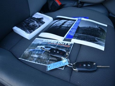 Used 2022 Ford F350 XL w/ Power Equipment Group image 17