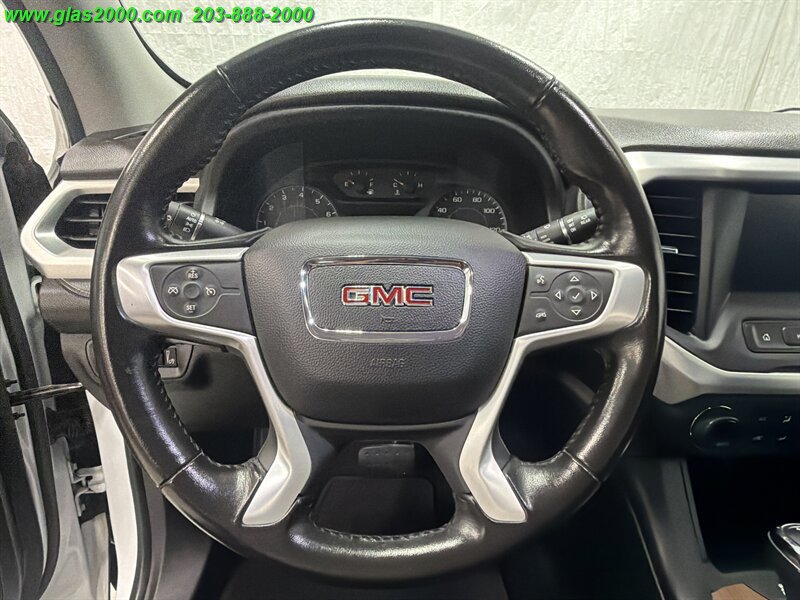 Used 2019 GMC Acadia SLE AWD/4WD image 4