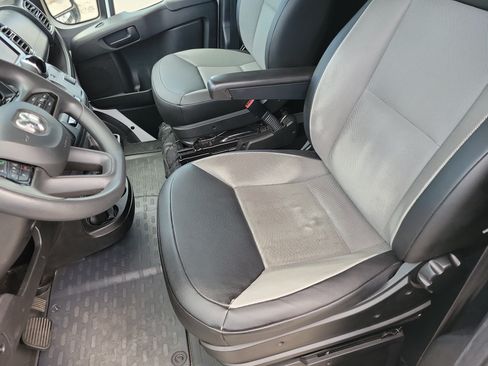 Used 2025 RAM ProMaster 3500 w/ Convenience Group FWD image 17