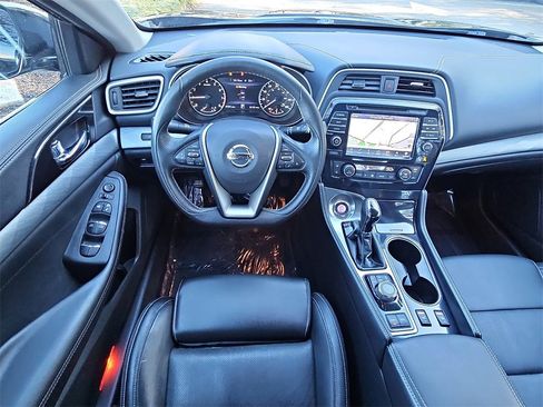 Used 2018 Nissan Maxima 3.5 SV image 12