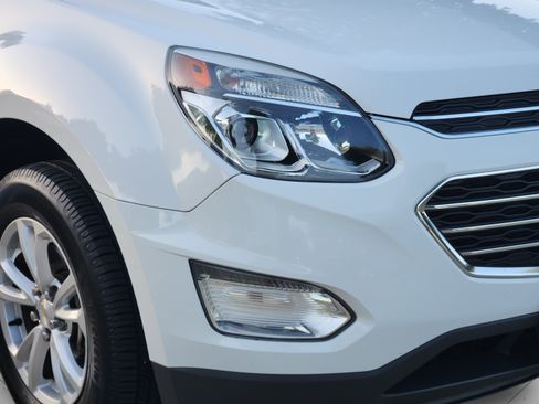 Used 2017 Chevrolet Equinox LT w/ Convenience Package AWD/4WD image 34