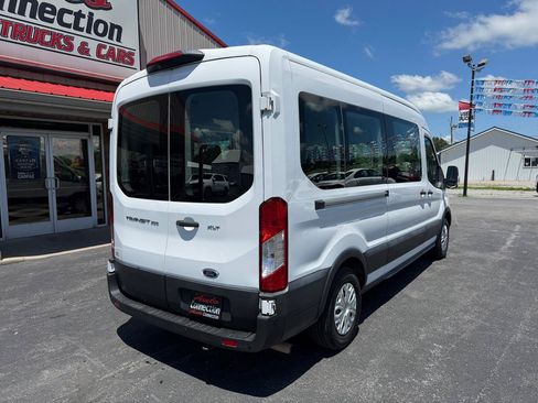 Used 2021 Ford Transit 350 XLT RWD image 4