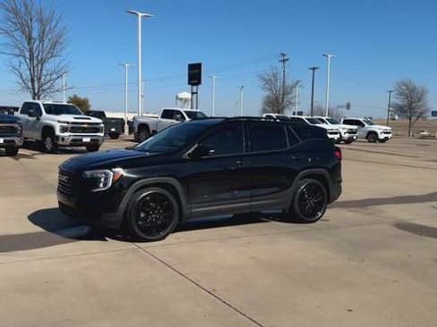 Certified 2022 GMC Terrain SLT w/ Infotainment Package II image 5