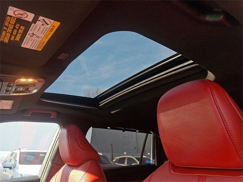 Used 2022 Toyota Highlander XSE image 14