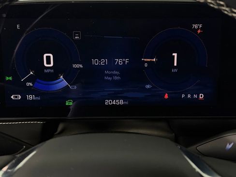 Used 2024 Chevrolet Blazer EV LT AWD/4WD image 15