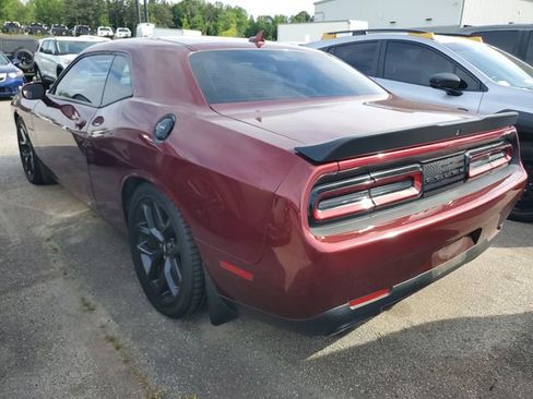 Certified 2020 Dodge Challenger R/T w/ Blacktop Package RWD image 7