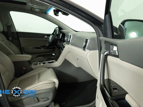 Used 2018 Kia Sportage EX w/ Option Group 040 FWD image 37