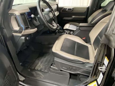 Used 2021 Ford Bronco Wildtrak image 13