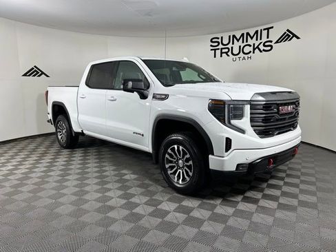 Used 2023 GMC Sierra 1500 AT4 w/ AT4 Preferred Package AWD/4WD image 7