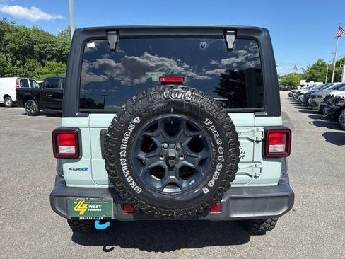 Used 2023 Jeep Wrangler Unlimited w/ Cold Weather Group AWD/4WD image 17
