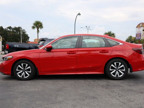 Used 2025 Honda Civic LX image 4