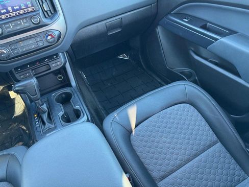 Used 2016 Chevrolet Colorado Z71 image 15