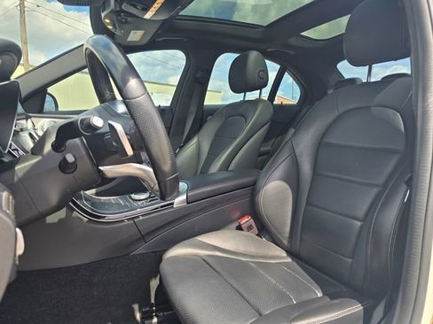 Used 2019 Mercedes-Benz C 300 4MATIC Sedan image 10