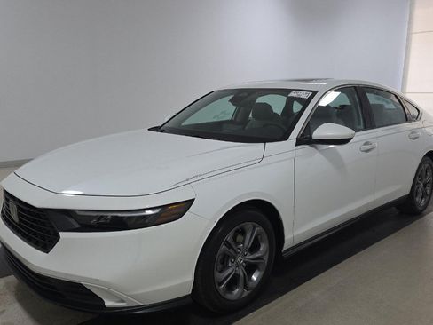 Used 2024 Honda Accord EX image 1