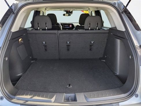 Used 2025 Chevrolet TrailBlazer LT image 6