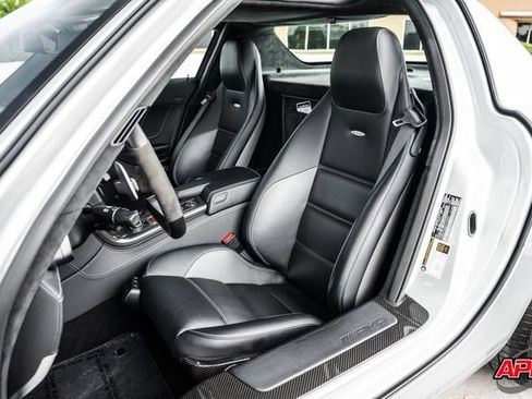 Used 2011 Mercedes-Benz SLS AMG Coupe image 5