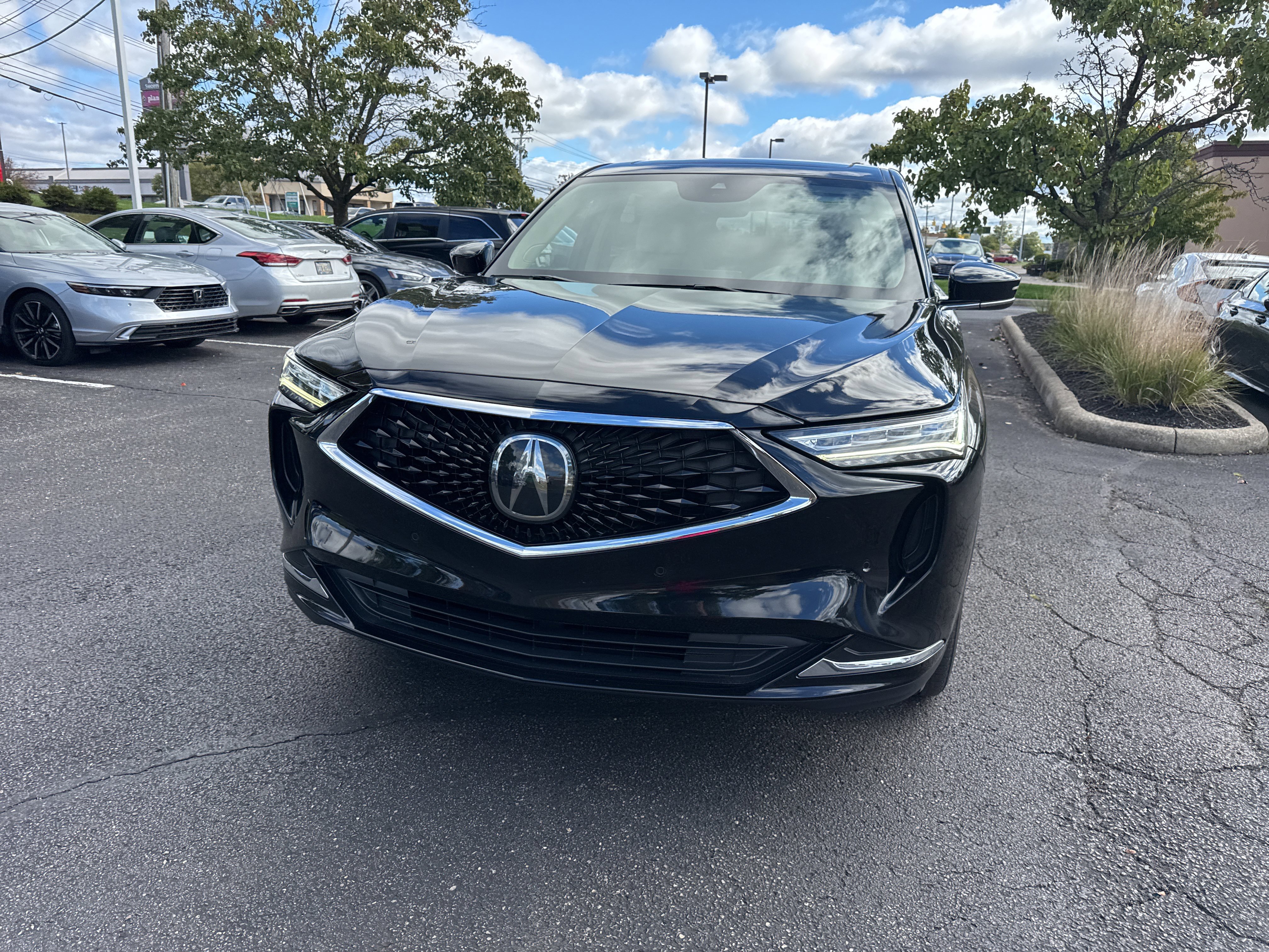 Used 2023 Acura MDX w/ Technology Package AWD/4WD image 18
