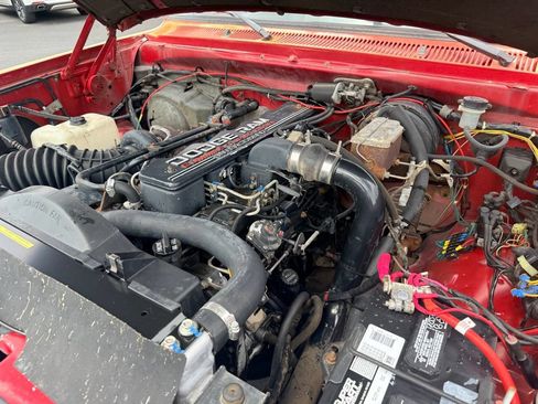 Used 1992 Dodge D/W Truck 250 AWD/4WD image 24