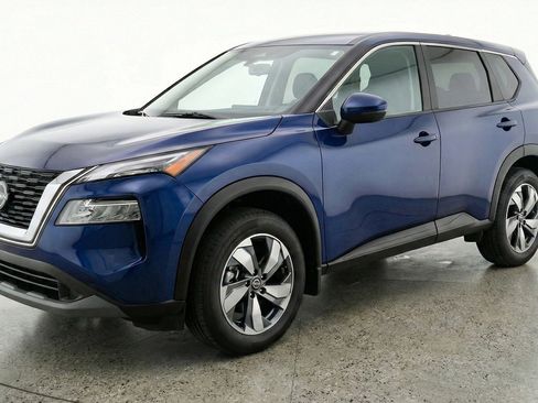 Used 2025 Nissan Rogue SV FWD image 3
