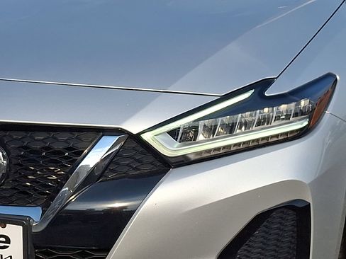 Used 2019 Nissan Maxima 3.5 SV image 9