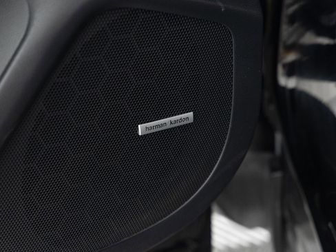 Used 2019 Subaru Ascent Limited w/ Popular Package #2 image 17